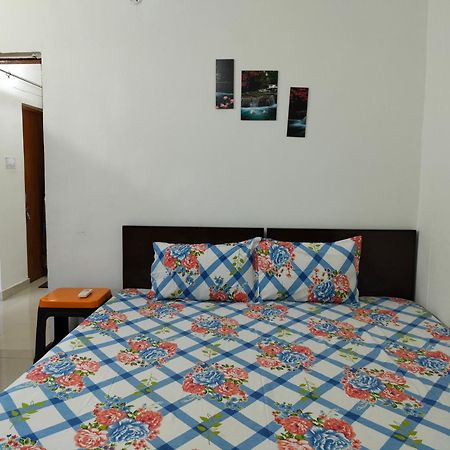 Sharda Homestay Ayodhya エクステリア 写真