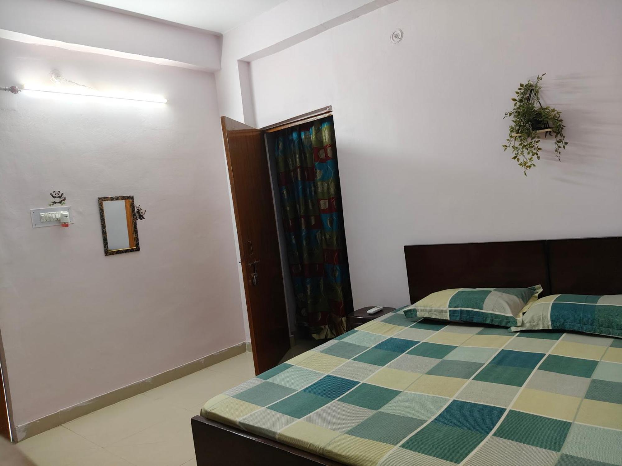 Sharda Homestay Ayodhya エクステリア 写真